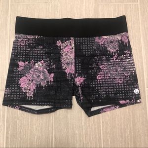 NWOT Cotton On Body Active Gym Short